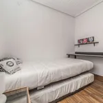 Rent a room of 90 m² in valencia