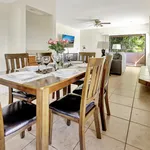 Rent 2 bedroom apartment of 512 m² in Palm-Beach