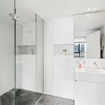 Rent 2 bedroom apartment in Melbourne