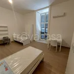 Rent 2 bedroom apartment of 40 m² in Napoli