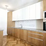 Pronajměte si 2 ložnic/e byt o rozloze 99 m² v Praha