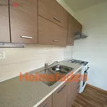 Pronajměte si 3 ložnic/e byt o rozloze 50 m² v Karviná