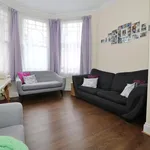 Rent 2 bedroom flat in London