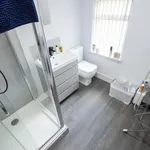 Rent 5 bedroom flat in West Midlands