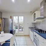 Maison de 1 m² avec 7 chambre(s) en location à Le Perchay