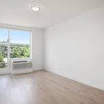 Rent 2 bedroom apartment of 111 m² in Westchester