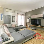 Rent 3 bedroom apartment of 111 m² in Genoa