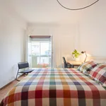 Rent 4 bedroom apartment in Lisbon