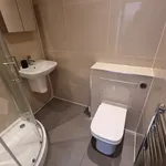 Rent 6 bedroom house in West Midlands