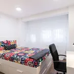 Rent a room of 100 m² in madrid