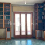 Rent 5 bedroom apartment of 194 m² in Bari