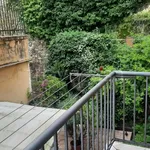 Rent 6 bedroom apartment of 110 m² in Genova