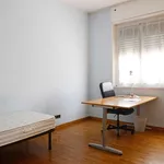 Rent a room of 70 m² in milan