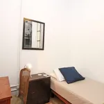 Rent a room of 100 m² in barcelona