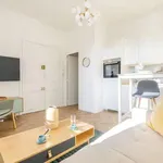 Rent 1 bedroom apartment of 25 m² in paris