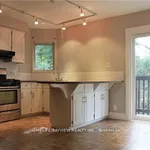 Rent 3 bedroom house of 333 m² in Toronto (Mount Pleasant East)