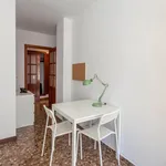 Rent 5 bedroom apartment in Valencia