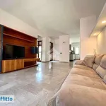 Rent 4 bedroom apartment of 120 m² in Palermo