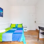 Rent a room of 194 m² in lisbon