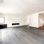 Huur 3 slaapkamer appartement van 204 m² in Brussels