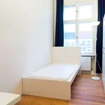 Rent a room of 149 m² in berlin