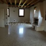 Rent 4 bedroom house of 235 m² in Altavilla Vicentina