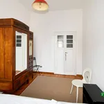 Rent 3 bedroom apartment of 80 m² in Milano