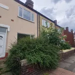 Rent 4 bedroom flat in Wakefield