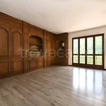 Rent 4 bedroom apartment of 105 m² in Paesana