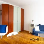 Rent 1 bedroom apartment of 39 m² in Milano