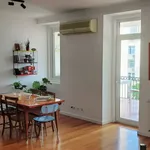 Rent a room of 162 m² in Lisbon