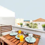 Rent 2 bedroom apartment of 807 m² in Lisbon