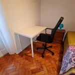 Rent 3 bedroom apartment in Lisbon