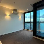 Rent 1 bedroom apartment in Melbourne