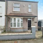 Rent 3 bedroom flat in Wales