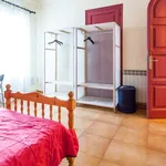 Rent a room in Barcelona']