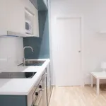 Rent 1 bedroom apartment of 45 m² in madrid