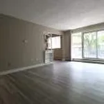 Appartement de 850 m² avec 1 chambre(s) en location à Edmonton