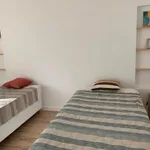 Rent 4 bedroom apartment in Lisbon