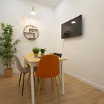 Rent 2 bedroom apartment of 14 m² in Barcelona