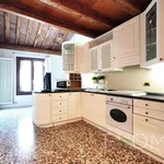 Rent 5 bedroom apartment of 90 m² in Bassano del Grappa