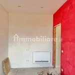 Affitto 4 camera appartamento di 105 m² in Avellino