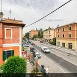 Affitto 3 camera appartamento di 80 m² in Bologna