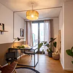 Rent 4 bedroom apartment of 101 m² in Berlin