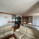 Rent 5 bedroom house of 170 m² in Triest