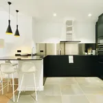 Rent 1 bedroom apartment of 646 m² in Barcelona