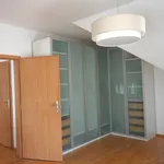 Pronajměte si 4 ložnic/e byt o rozloze 154 m² v Prague