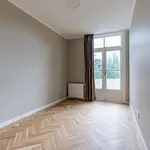 Huur 7 slaapkamer appartement van 161 m² in Bezuidenhout-Oost