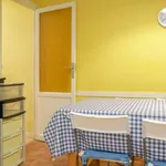 Rent a room of 150 m² in madrid