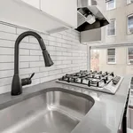 Rent 3 bedroom apartment in Manhattan